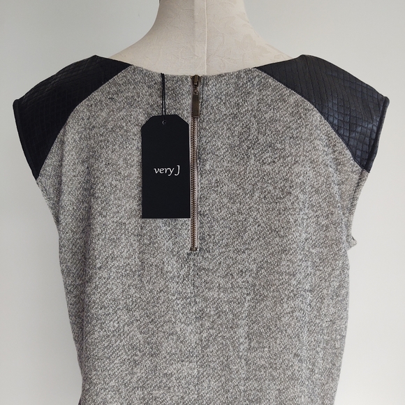 Very J Gray Shift Dress Sleeveless Faux Leather Shoulders Size Large - Picture 3 of 8